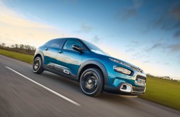 Citroen C4 Cactus, side